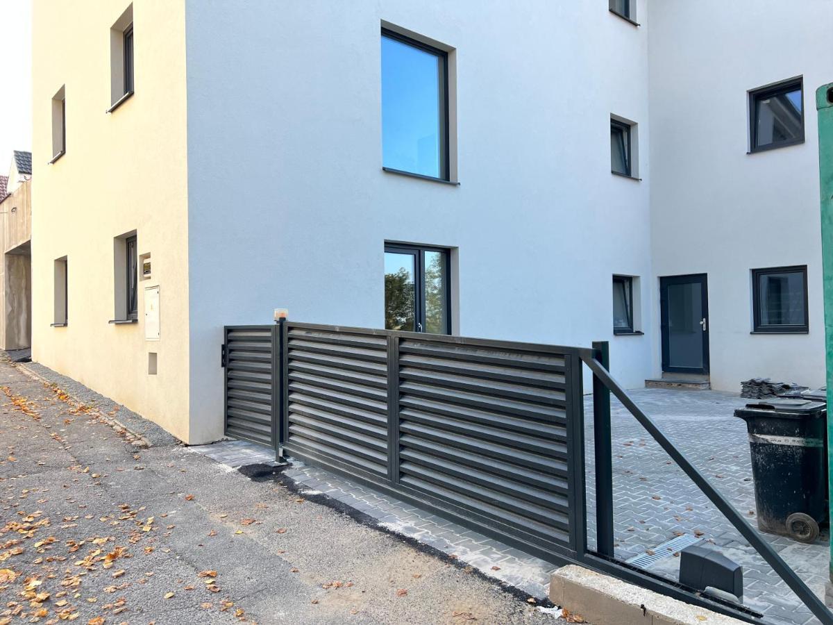 Byt Apartman 74M2 Vyhled Klid Priroda Prague Exterior photo