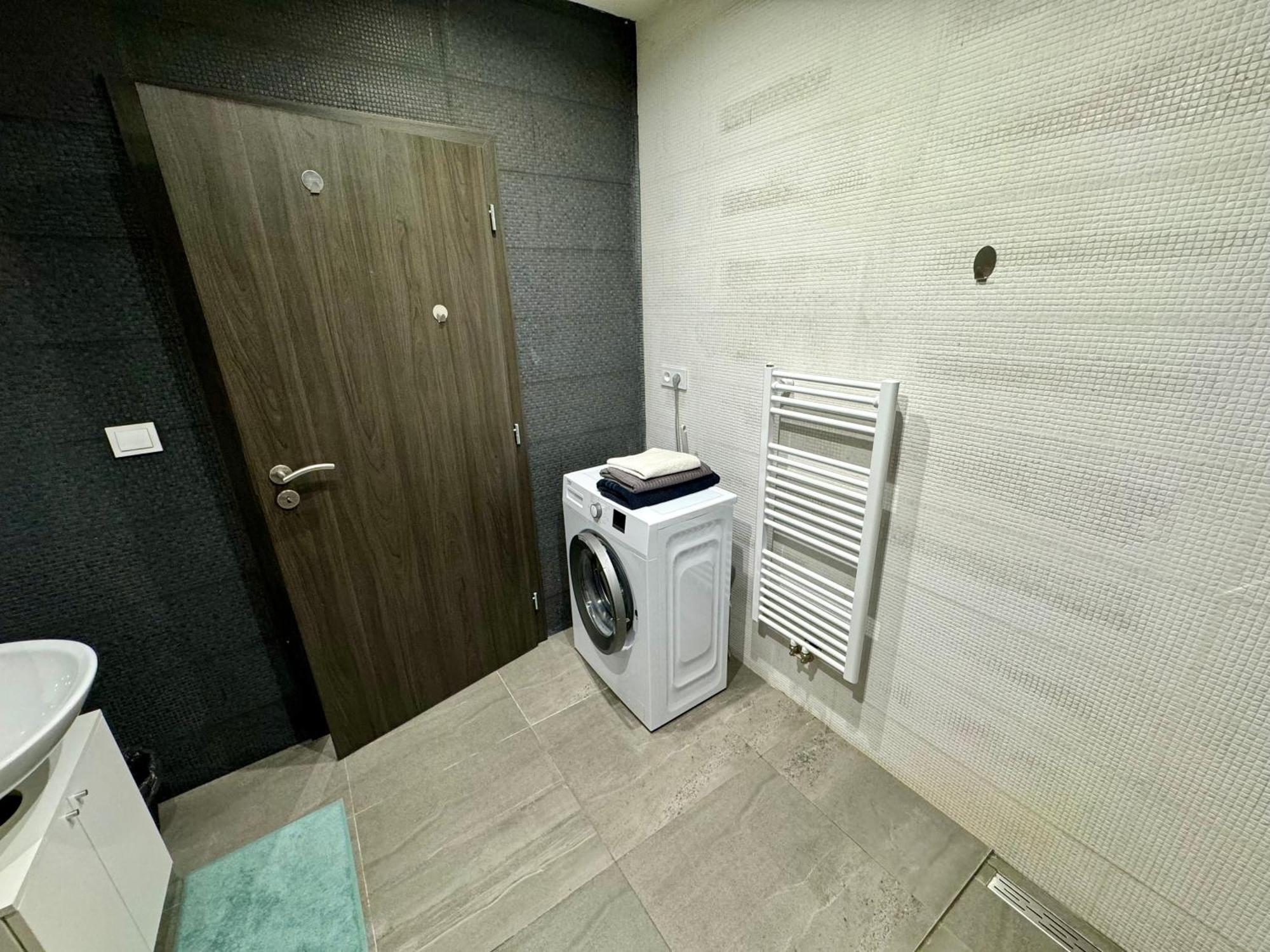 Byt Apartman 74M2 Vyhled Klid Priroda Prague Exterior photo
